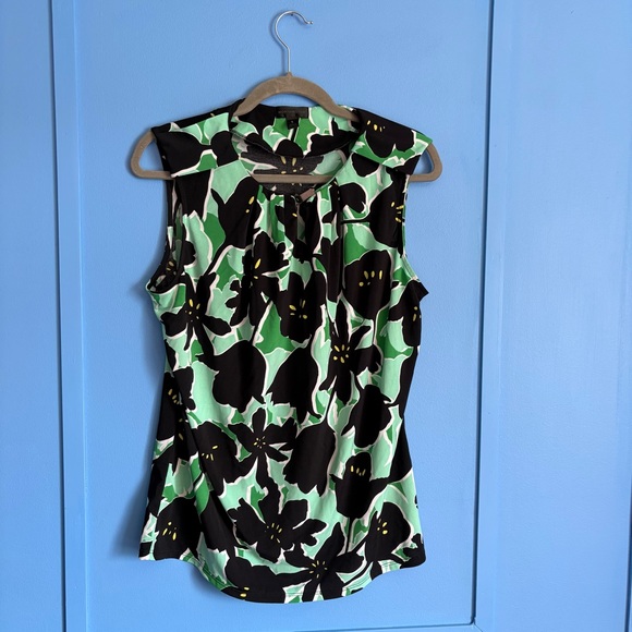 Worthington Tops - Worthington Floral Sleeveless Top Green and Black - Women’s Size Large